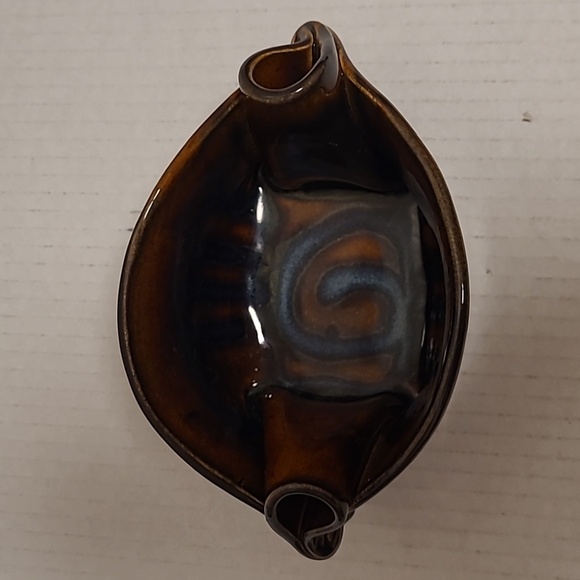 Signed Hilborn Canadian Studio Pottery Brown Pinch Bowl - Picture 11 of 16